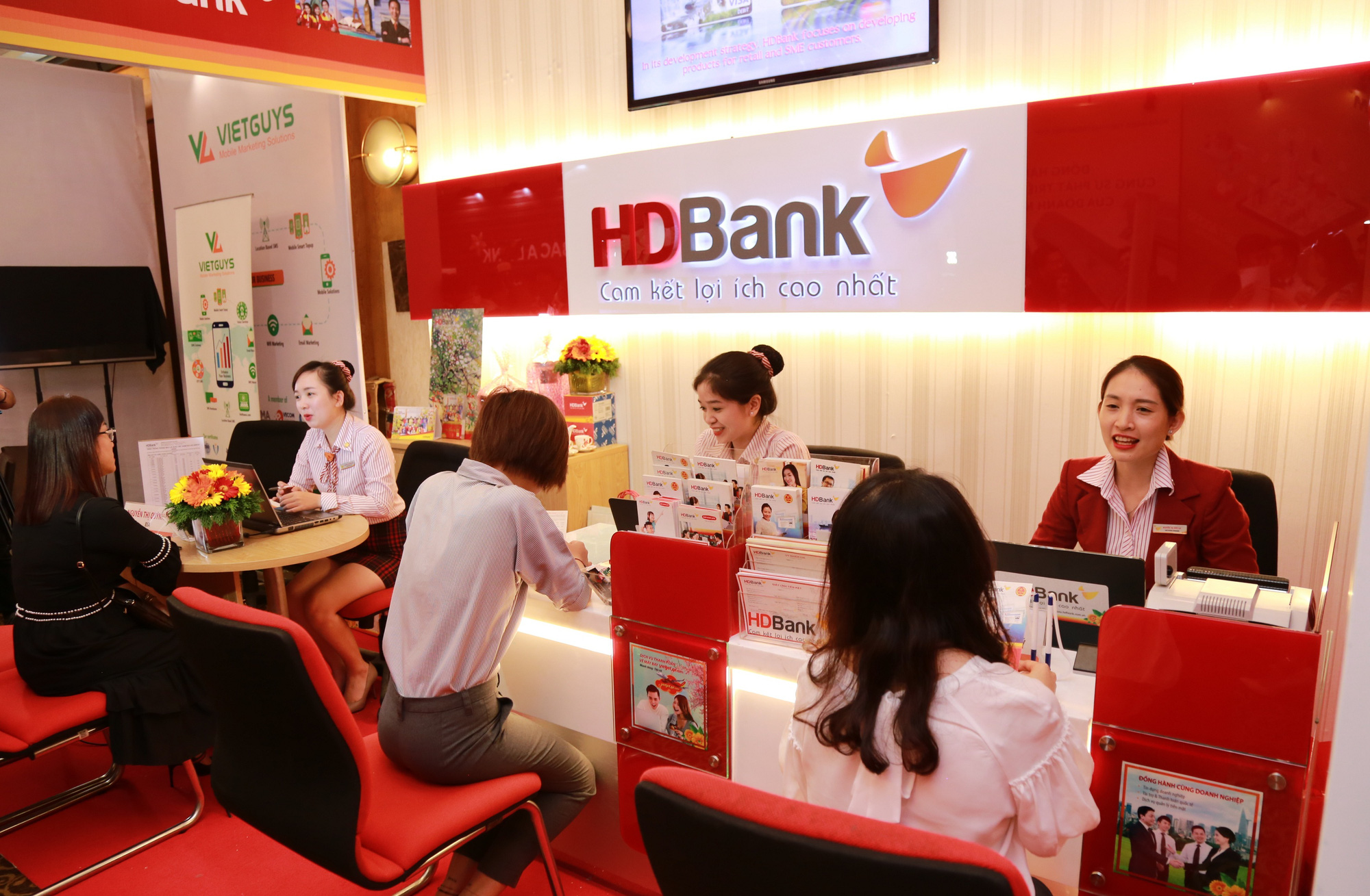 HDbank là gì ngân hàng gì? nhà nước hay tư nhân, uy tín không?