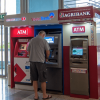 Thẻ ATM Vietinbank rút tiền được những ngân hàng nào? tối đa bao nhiêu?