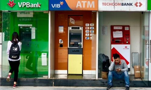 Thẻ VPBank rút tiền được ở những cây ATM nào?