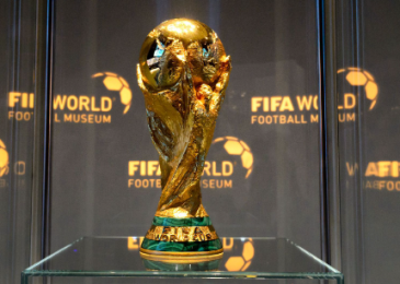 Cúp Vàng World Cup 2022 làm bằng gì, kích thước, cân nặng kg, giá trị, hình ảnh