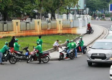 Grabbike có được vào sân bay Nội Bài không?