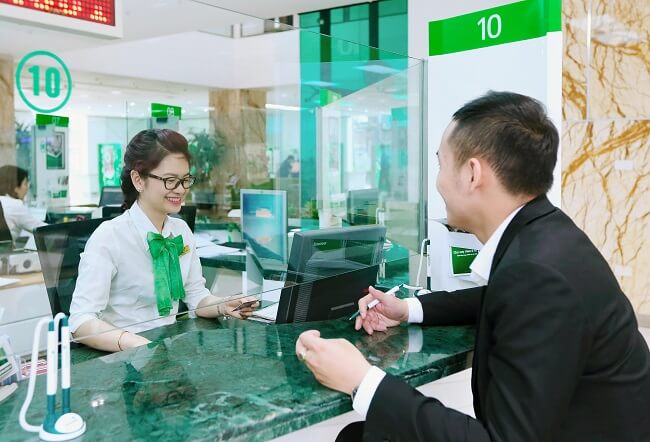 Thủ tục gửi tiết kiệm tại quầy Vietcombank - Bước 3